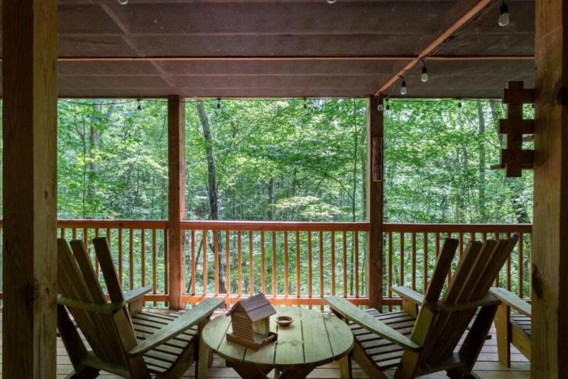 Mountain Spirit Cabin - Fireplace And Hot Tub Villa Blue Ridge Eksteriør billede