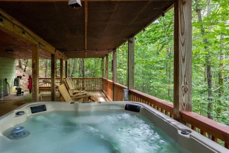 Mountain Spirit Cabin - Fireplace And Hot Tub Villa Blue Ridge Eksteriør billede