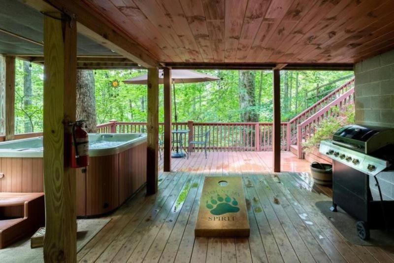 Mountain Spirit Cabin - Fireplace And Hot Tub Villa Blue Ridge Eksteriør billede